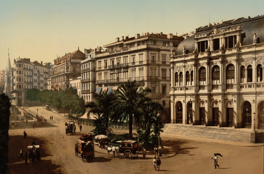 Place_de_la_republique_Algiers_Algeria-LCCN2001697812